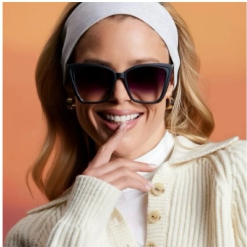 Diff Heidi Lightweight Cat Eye Sunglasses Matte B… - image 1